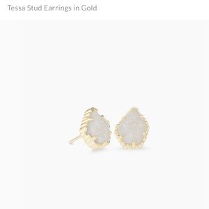 Kendra Scott Tessa stud earrings in gold